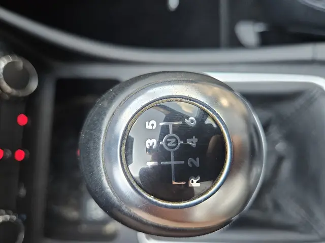 Mercedes-Benz A-Klasse 180 2013 Benzine 3