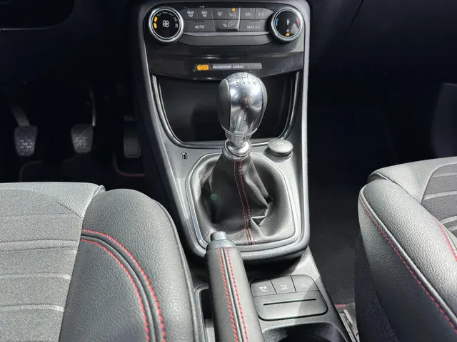 Ford Puma 1.0 ECOBOOST HYBRID ST-LINE X 2022 Benzine 21