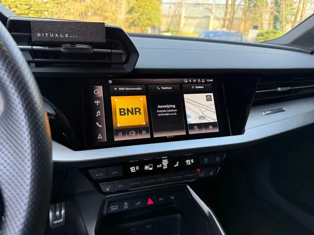 Audi A3 Sportback 40 TFSI e S-Line 2021 Hybride Benzine 24