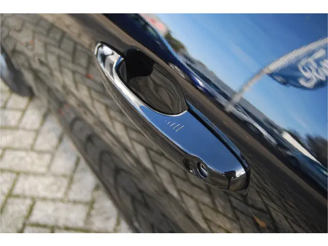 Ford Kuga 2.5 PHEV ST-Line X 225pk 2022 Hybride Benzine 13