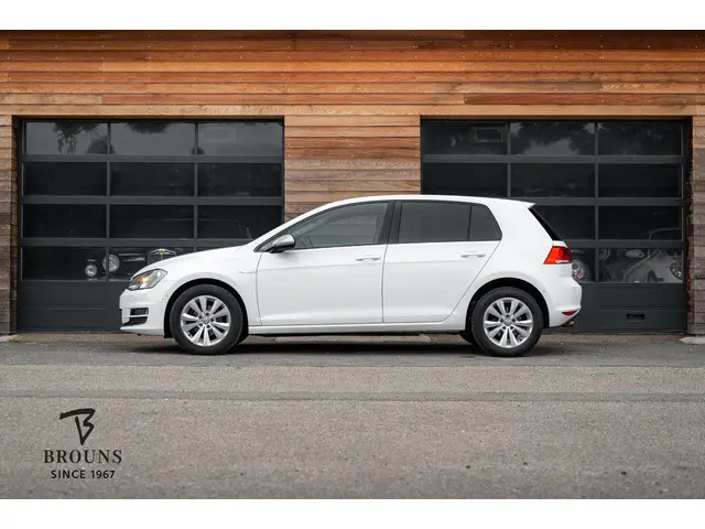 Volkswagen Golf 1.2 TSI 2015 Benzine 2