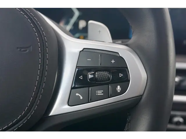 BMW X5 xDrive50e 2025 Hybride Benzine 16