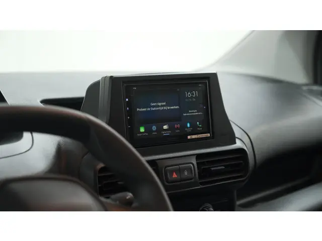 Peugeot Partner 1.5 BlueHDi 100 S&S L1 2023 Diesel 43