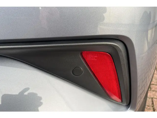 Toyota C-HR 2.0 Hybrid Dynamic 2020 Hybride Benzine 43