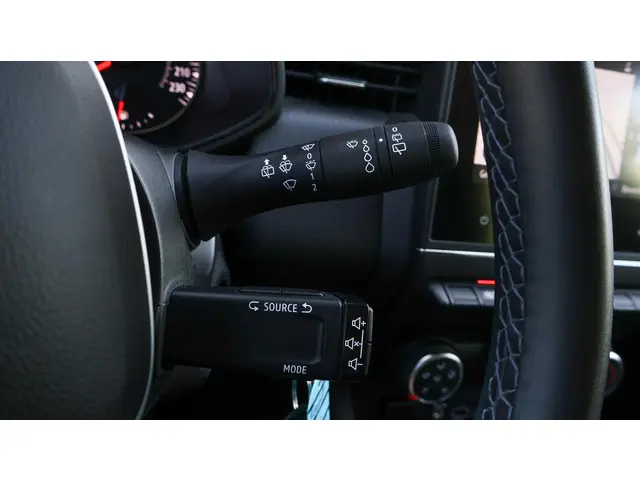 Renault Clio 1.0 TCe Zen 2021 Benzine 24