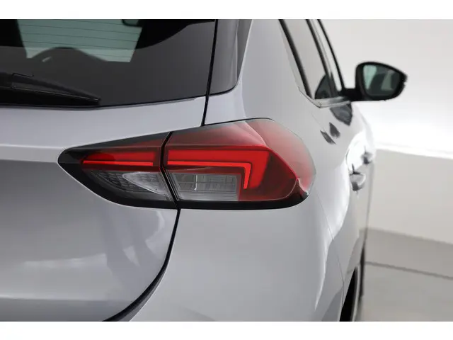 Opel Corsa 1.2 GS Line Automaat 2023 Benzine 27