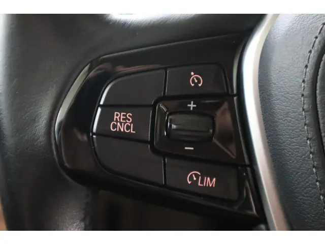 BMW 5 Serie Sedan 2019 Benzine 12