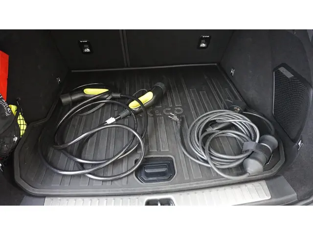 Lynk & Co 01 1.5 PHEV 2023 Hybride Benzine 22