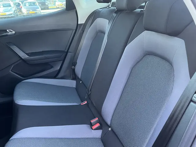 SEAT Arona 1.0 TSI Style Limited Edition 2020 Benzine 10