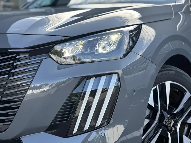 Peugeot e-208 EV Allure 51 kWh 2024 Elektrisch 6