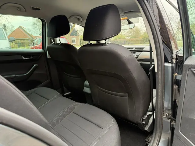 Škoda Fabia 1.2 TSI First Edition Style 2015 Benzine 9