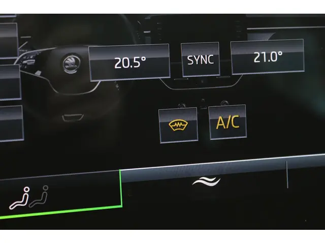 Škoda Kamiq FL 1.0 TSI DSG Monte Carlo 2024 Benzine 27
