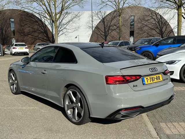 Audi A5 Coupé 40 TFSI S edition 2020 Benzine 5