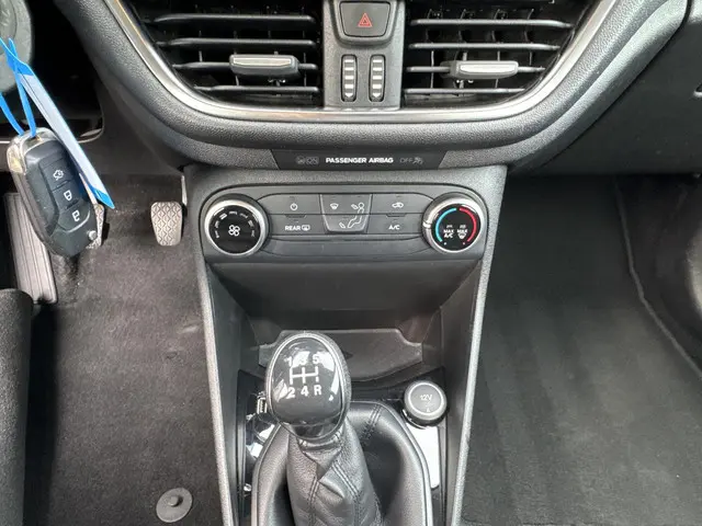 Ford Fiesta 1.1 Trend 2018 Benzine 13