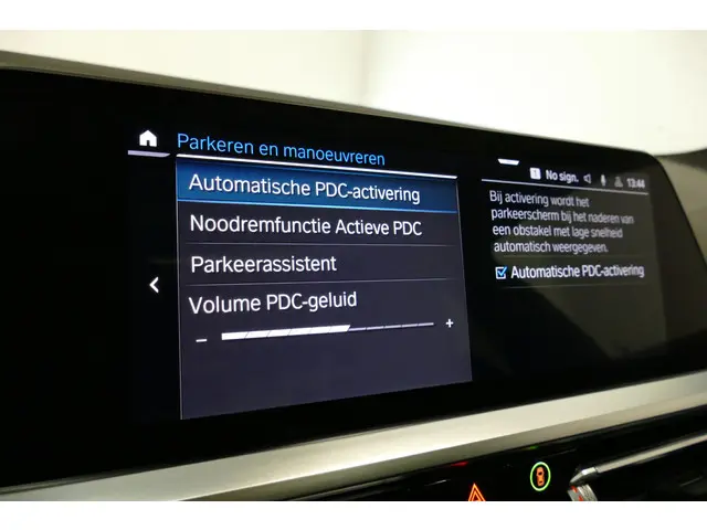 BMW 3 Serie 330e xDrive M Sport 2021 Hybride Benzine 37