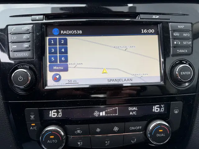 Nissan QASHQAI 1.2 N-Connecta 2017 Benzine 32