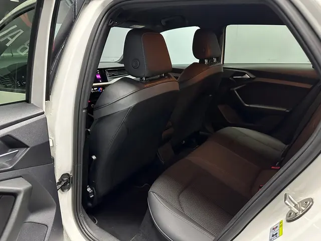 Audi A1 citycarver 30 TFSI Epic S-line Aut 2020 Benzine 9