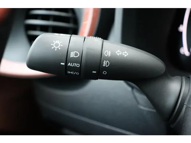 Toyota Aygo X Hybrid 115 pulse 2025 Hybride Benzine 16