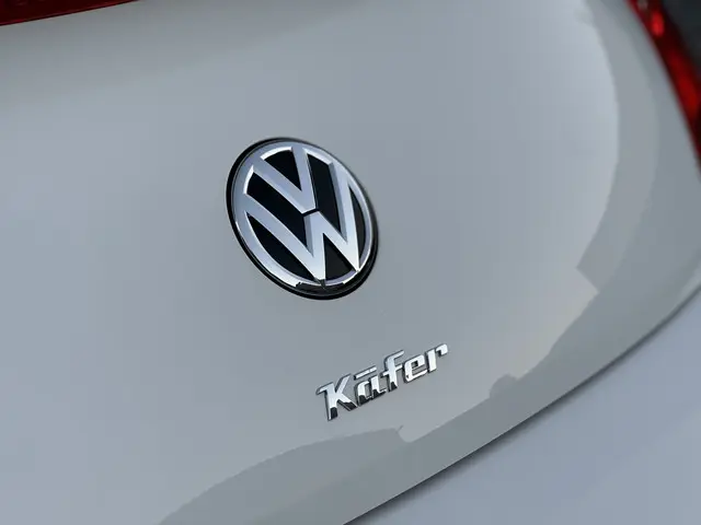 Volkswagen Beetle 1.2 TSI 105pk DSG Design 2013 Benzine 6