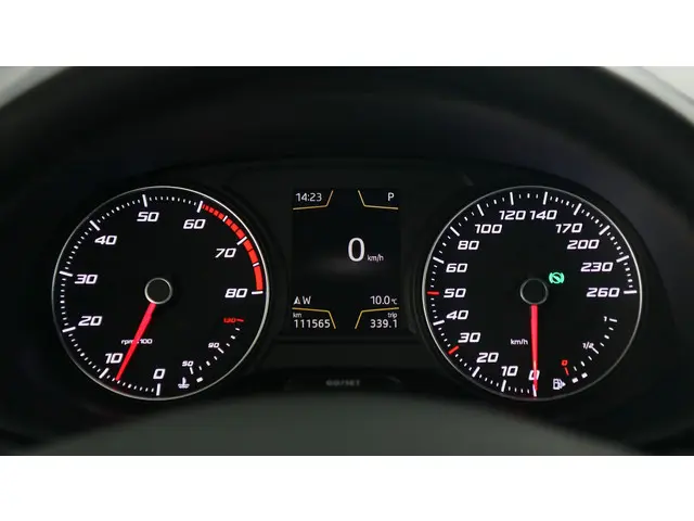 SEAT Ateca 1.4 EcoTSI 150pk Xcellence DSG 2017 Benzine 16