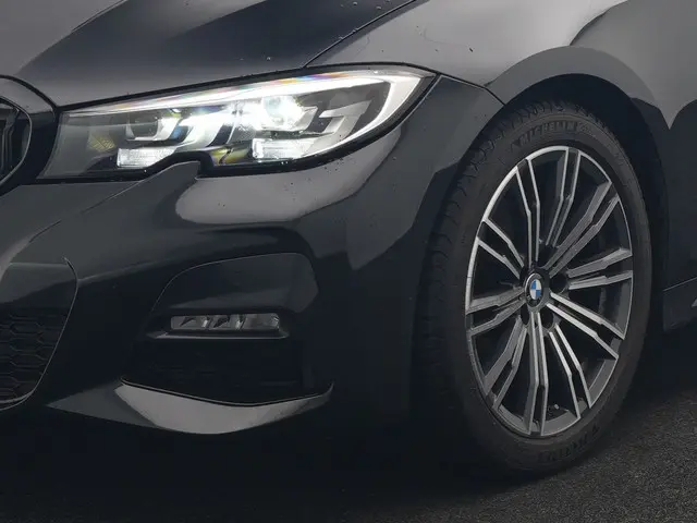 BMW 3 Serie Touring 320i M Sport 184pk 2021 Benzine 8