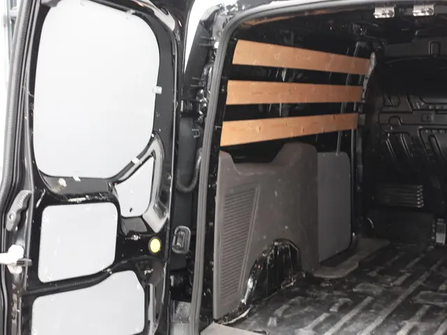 Ford Transit Connect 1.5 EcoBlue L2 Trend 2023 Diesel 32