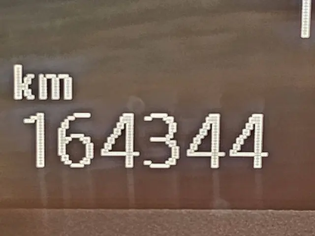 MAN TGE 3.140 2021 Diesel 9