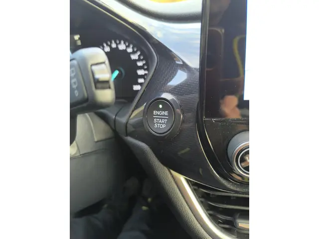 Ford Fiesta 1.0 EcoBoost ST-Line X 2021 Hybride Benzine 32