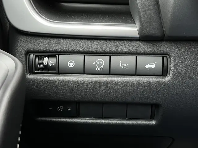 Nissan QASHQAI 1.3 MHEV Xtronic N-Connecta 2025 Benzine 36