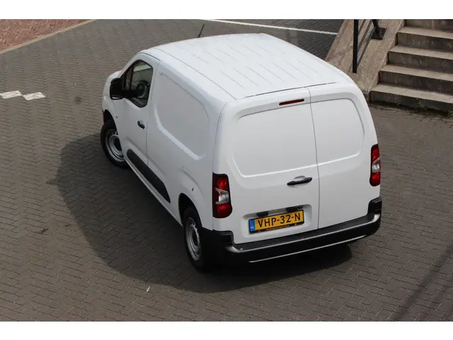 Opel Combo 1.5D 102PK euro6 L1H1 Edition 2020 Diesel 21