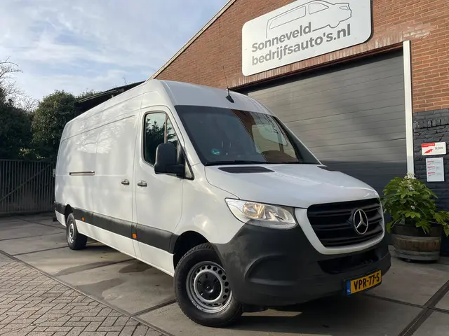 Mercedes-Benz Sprinter 317CDI wb433 L3 Aut. 2022 Diesel