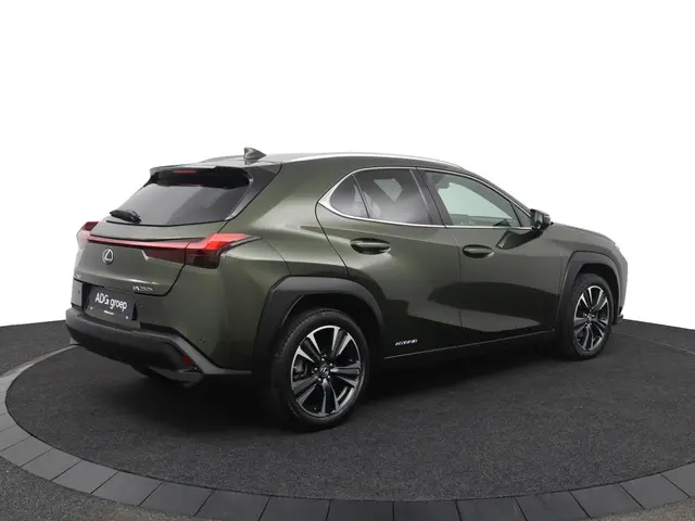Lexus UX 2