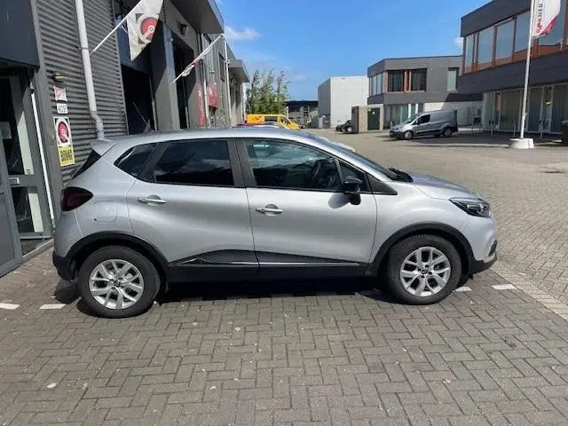 Renault Captur 0.9 TCe Limited 2019 Benzine 4