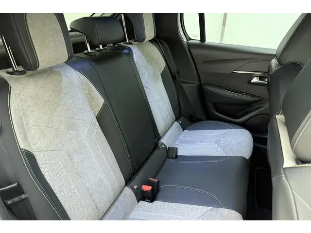 Peugeot e-208 EV GT Pack 50 kWh 2020 Elektrisch 17