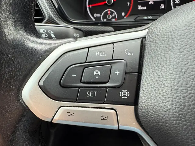 Volkswagen T-Cross 1.0 TSI Life 2020 Benzine 18