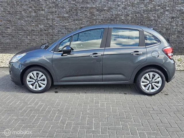 Citroën C3 1.2 PureTech Collection 2015 Benzine 2