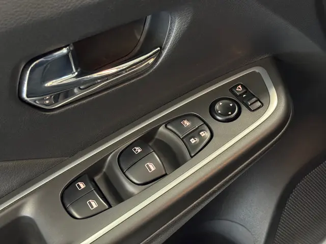 Nissan Micra 1.0 IG-T N-Sport 2022 Benzine 30