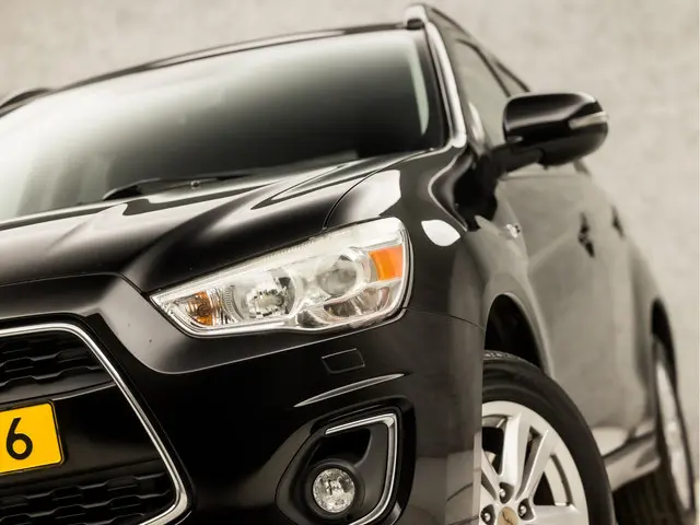 Mitsubishi ASX 1.6 Intense Sport 2013 Benzine 31