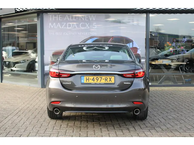 Mazda 6 Sedan 2.5 SkyActiv-G 194 Luxury 2020 Benzine 7