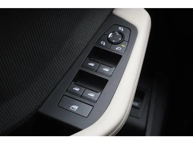 BMW 1 Serie 5-deurs 120 2025 Benzine 32