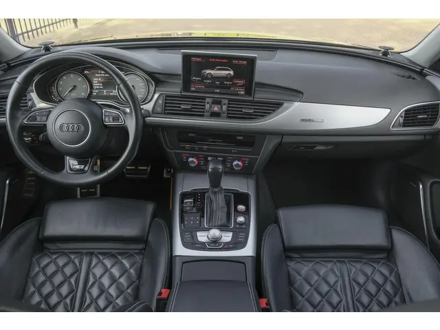 Audi S6 Avant 4.0 TFSI V8 450pk 2015 Benzine 3