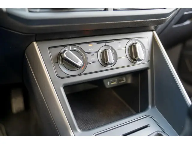 Volkswagen Polo 1.0 TSI Comfortline 2019 Benzine 42