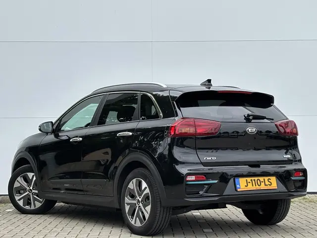 Kia e-Niro ExecutiveLine 64 kWh 2020 Elektrisch 6