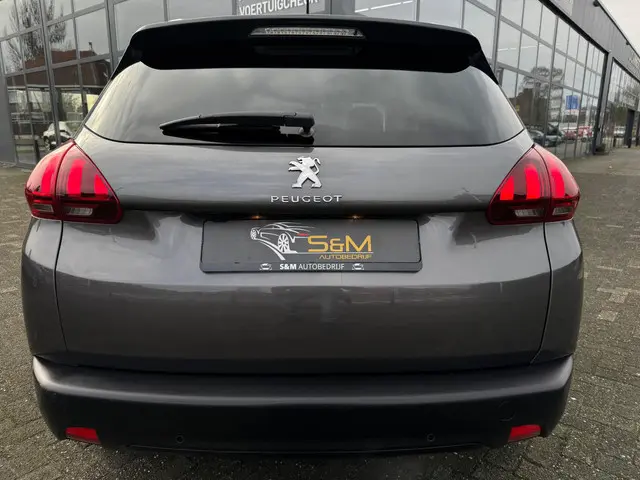 Peugeot 2008 1.2 PureTech Blue Lease Allure 2019 Benzine 12