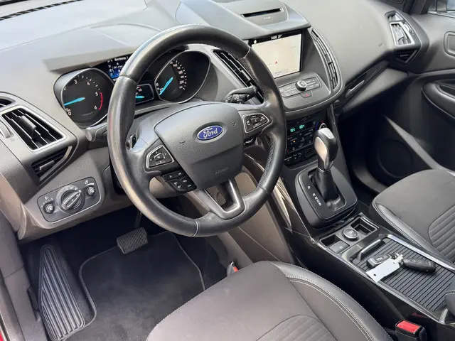 Ford Kuga 1.5 TDCi 120 PK Automaat Titanium 2017 Diesel 6