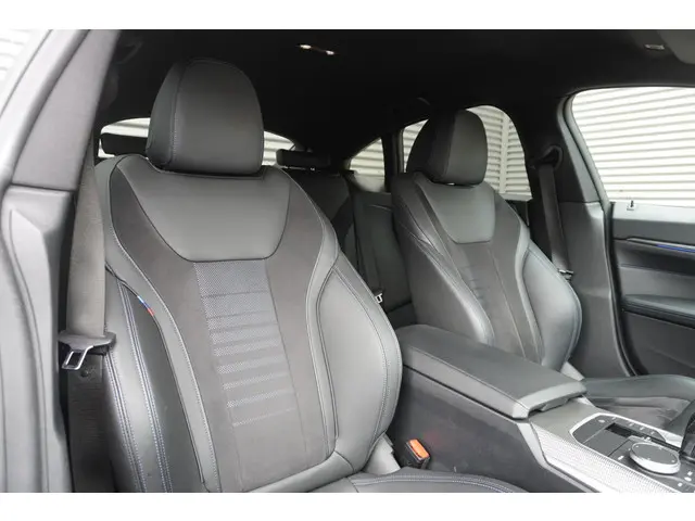 BMW 4 Serie Gran Coupé M440i 2022 Benzine 8
