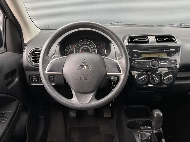 Mitsubishi Space Star 1.0 Cool+ 2016 Benzine 9
