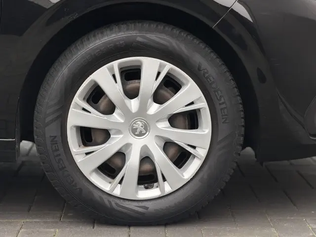 Peugeot 208 1.2 PureTech Active 2018 Benzine 5