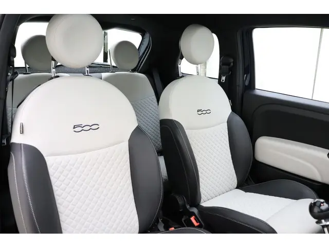 Fiat 500 1.0 Hybrid Dolcevita 2021 Benzine 7