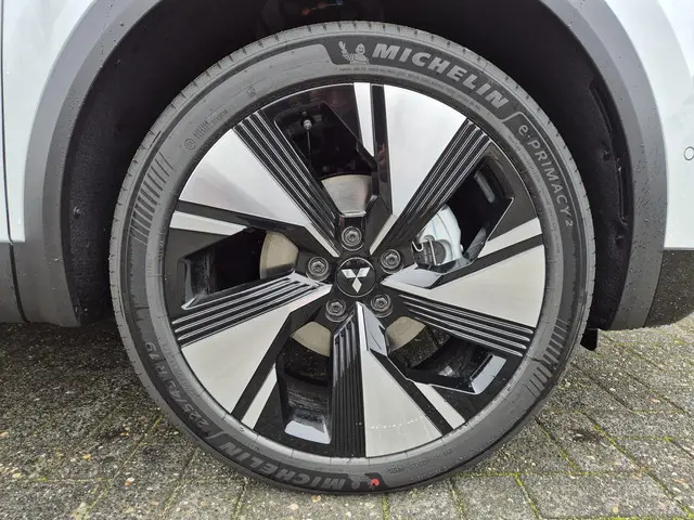 Mitsubishi Grandis 1.8 HEV Instyle 2025 Hybride Benzine 26